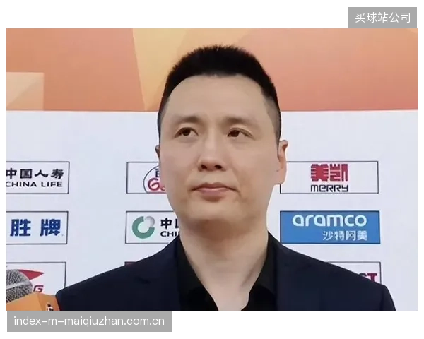 上海男篮凭借联盟顶级攻防体系加冕，卢伟教练激活内外线战术深度。